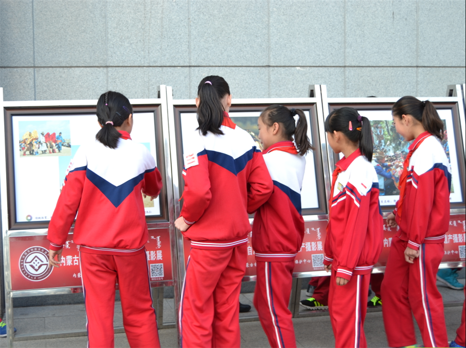 f1076a8d-bc83-4a9c-a069-9ead9f76ef18.png