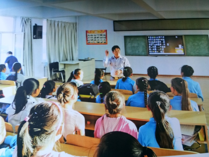 内蒙古千校计划传承教学现场图片 (4).jpg