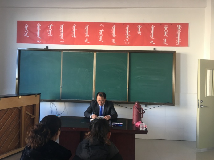 杭锦旗蒙古族中学开展呼麦教学.JPG