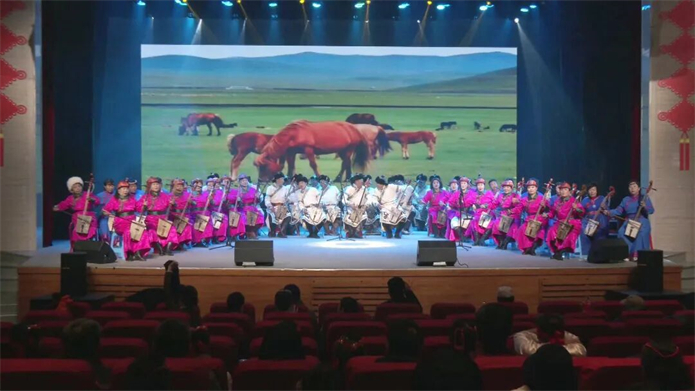 扎鲁特旗举办英雄史诗文化交流展演.jpg 44.jpg